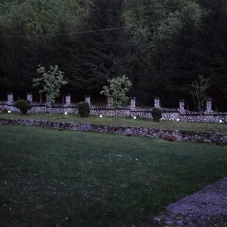 Casa De Vacanta Julius باديس