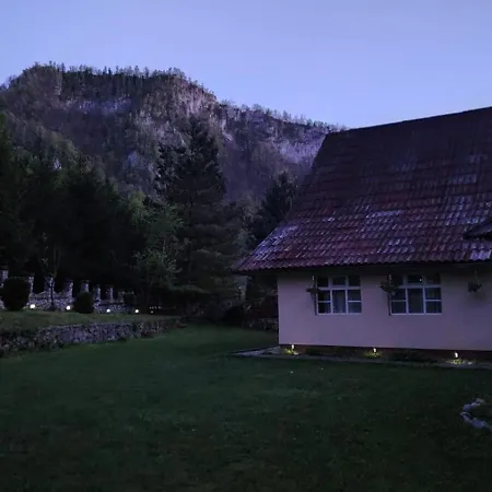 Casa De Vacanta Julius *