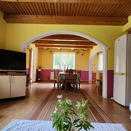 Casa De Vacanta Julius بيت خشبي باديس